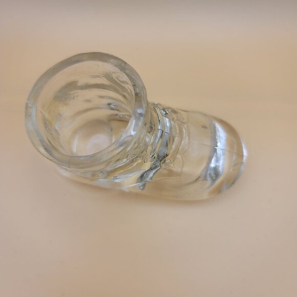 Vintage Clear Glass Baby Shoe Keepsake Collectible dh895 - Picture 2 of 5